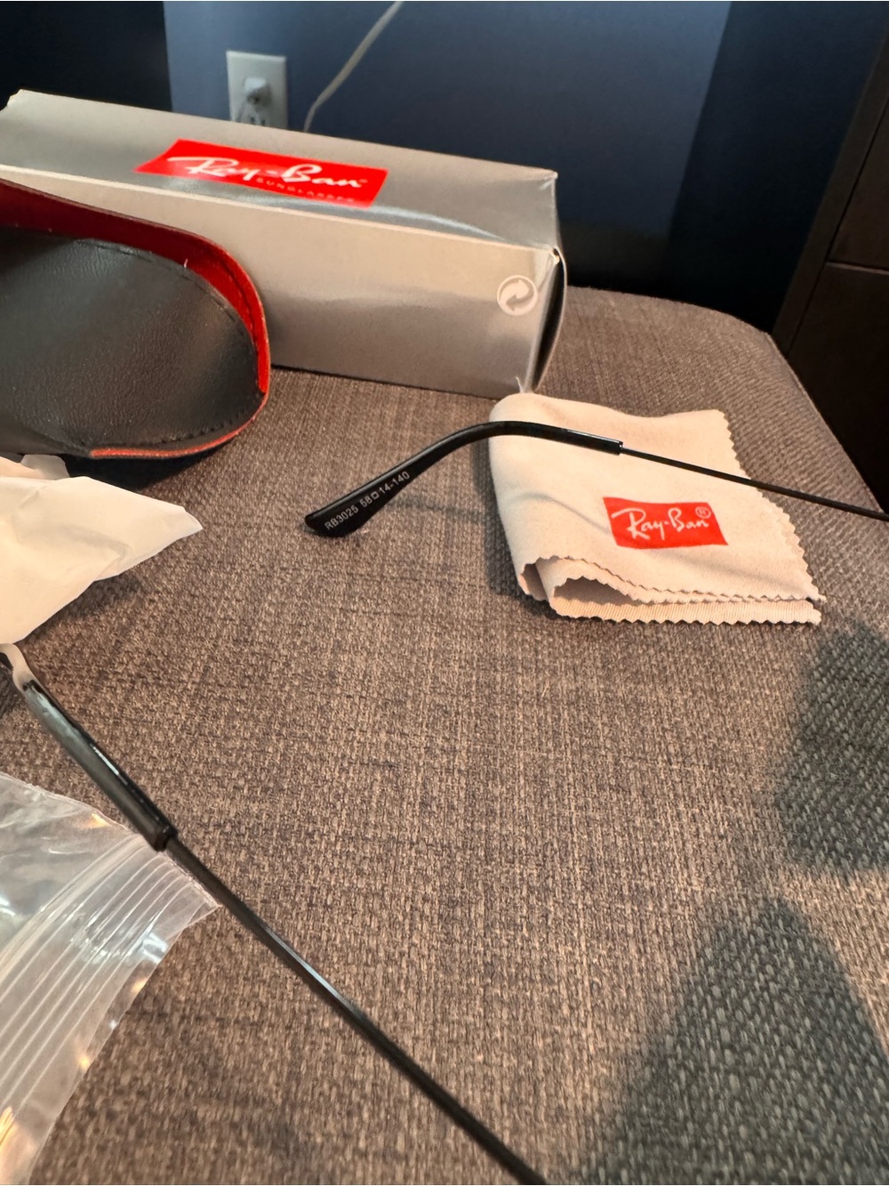 New RayBan Sunglasses - Picture 3 of 5